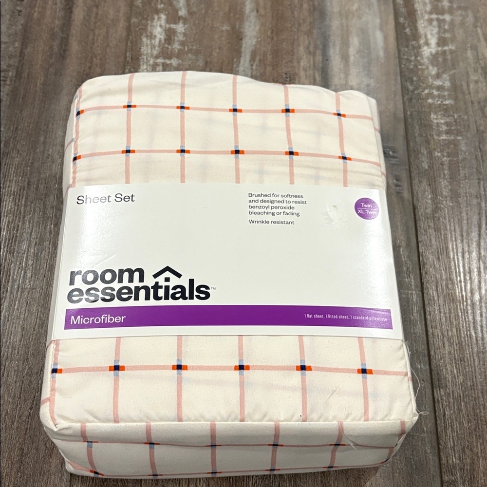 Room Essentials Twin/XL sheet set